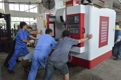 依速力加工中心客戶機(jī)器安裝過(guò)程