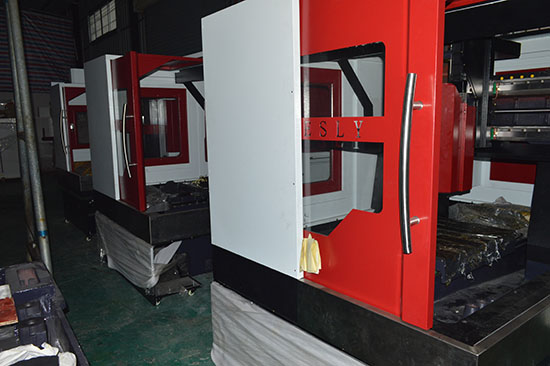 CNC雕銑機 CNC雕銑機